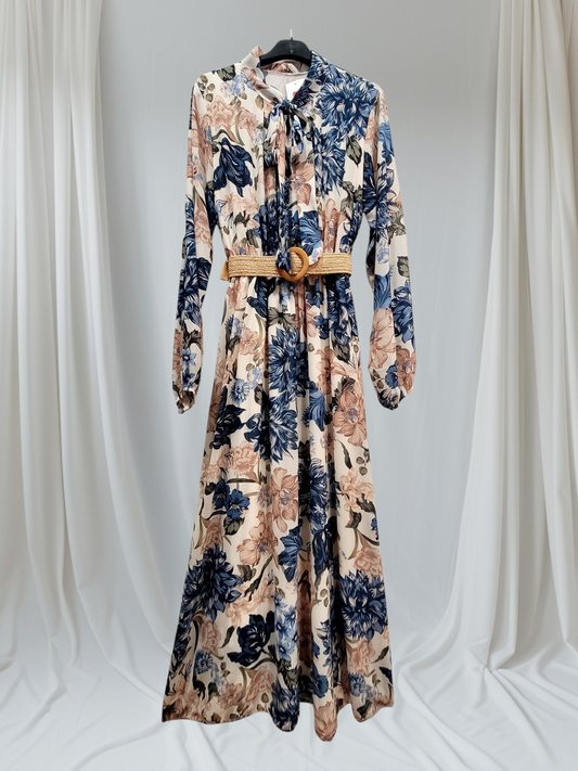 Vestido Camisero Floral con Cinturón.