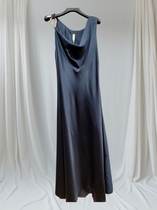 Vestido Largo de Satén.