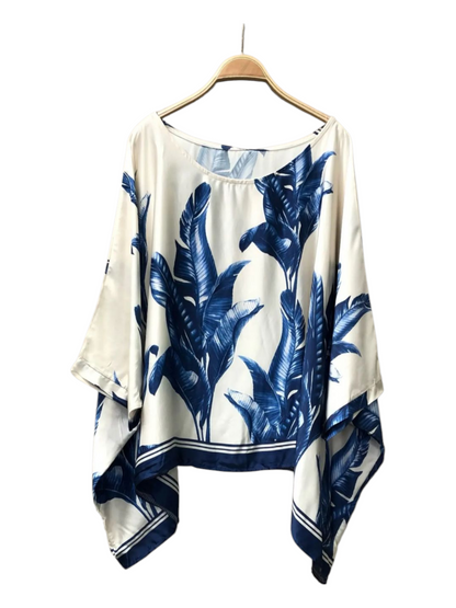 Blusa Satinada estampada.